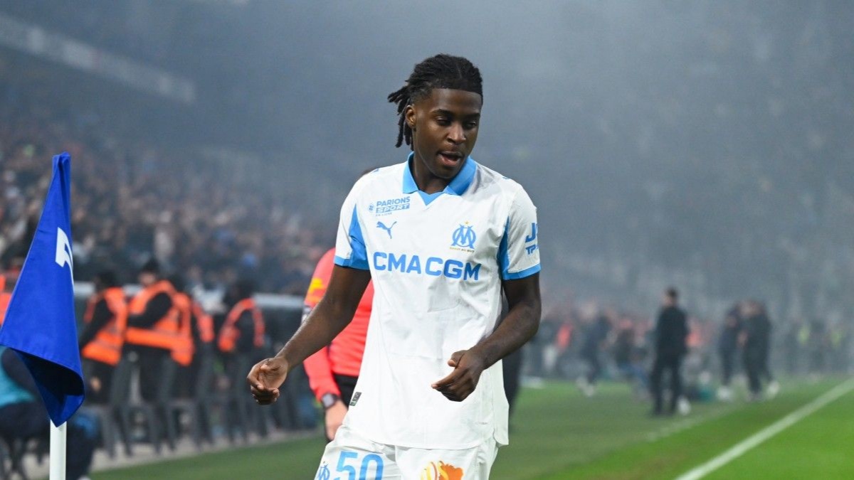 Mercato : Bakola est au cœur d’une énorme bataille, l’OM en profite…